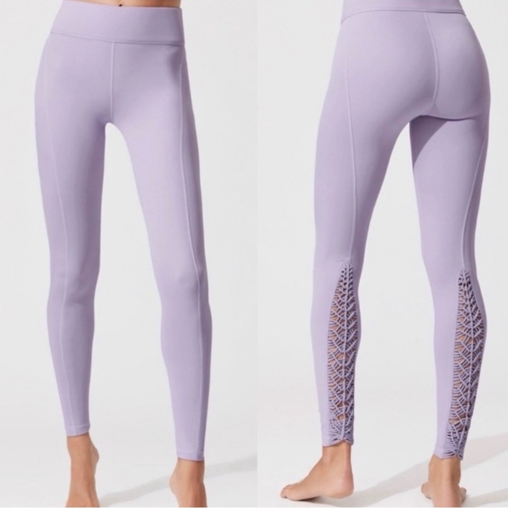 Carbon38 Lilac High-Waisted Leggings